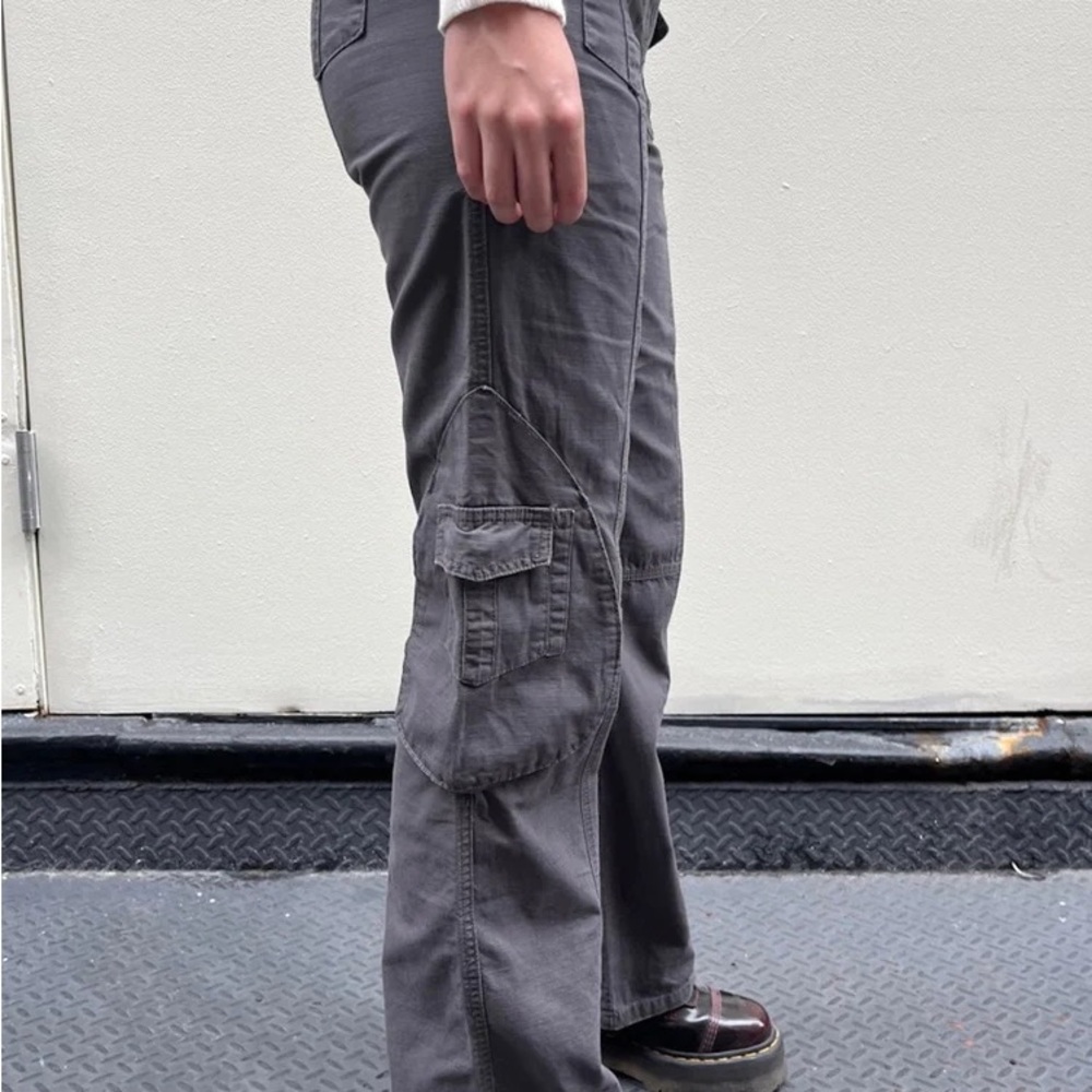 Brandy Melville Kim Pants - Picture 2 of 5
